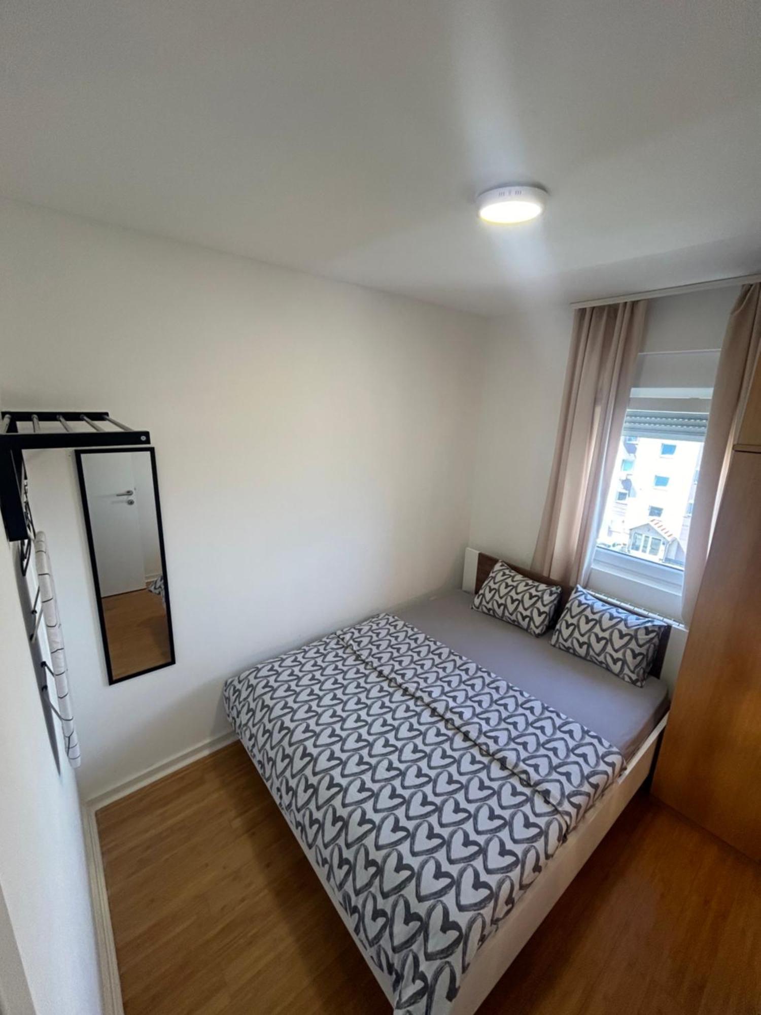 Ferienwohnung Delete 4 Belgrad Exterior foto